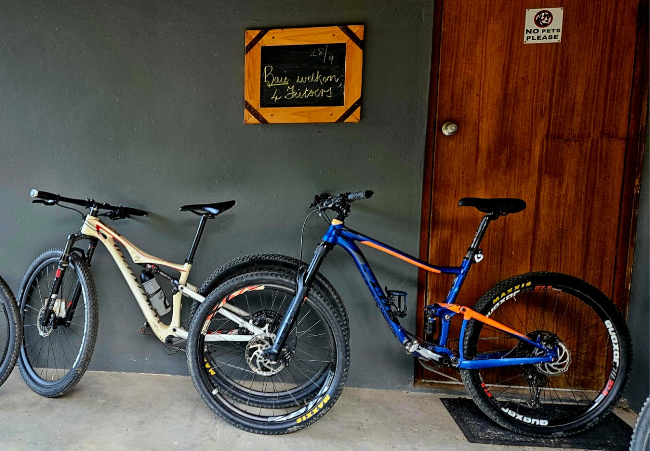 Fietse_Rus en Vrede Plaashuis